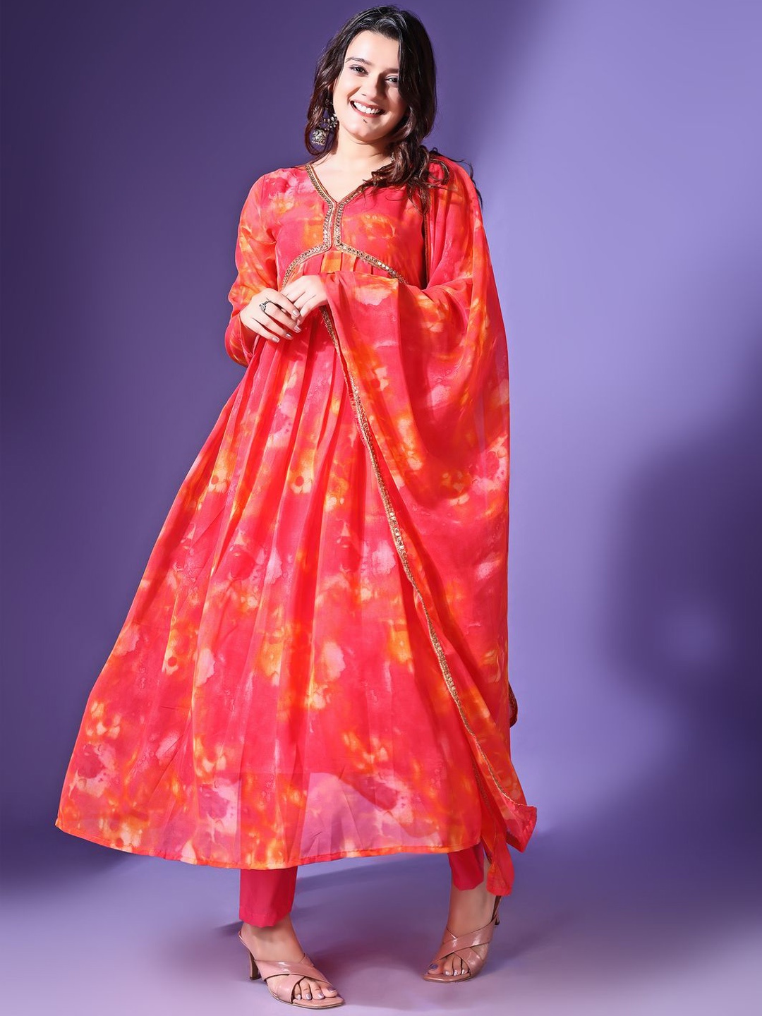 

YOYO Fashion Women Printed Regular Kurta with Trousers & With Dupatta, Red
