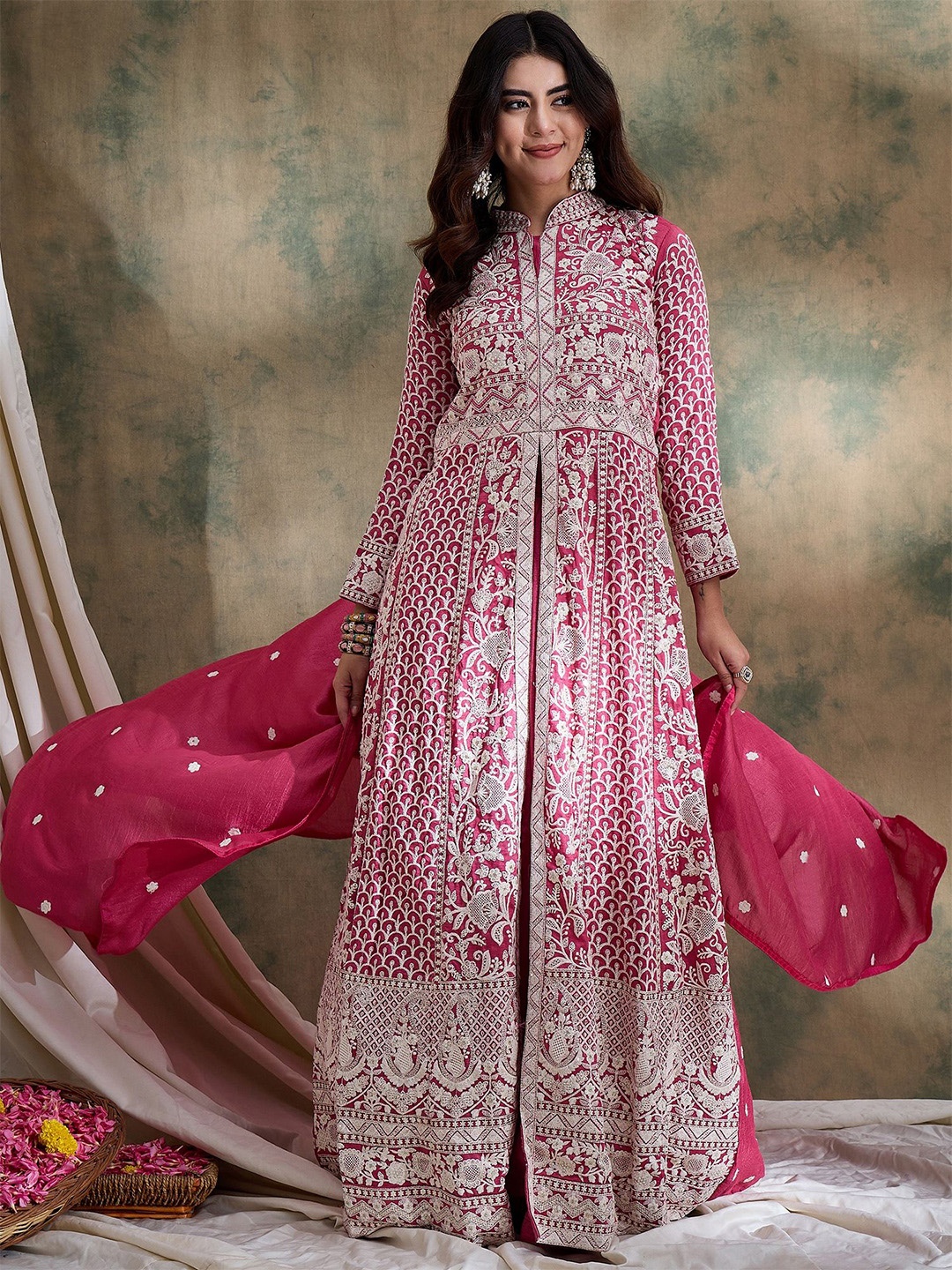 

Miss Ethnik Embroidered Kurta With Skirt & Dupatta, Pink