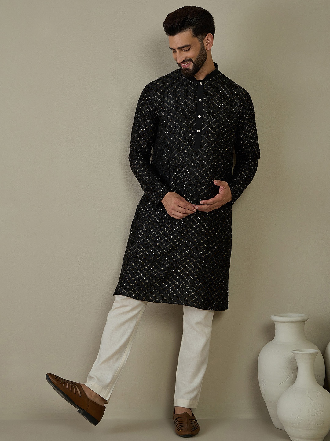 

Anouk Men Ethnic Motifs Embellished Thread Work Kurta, Black