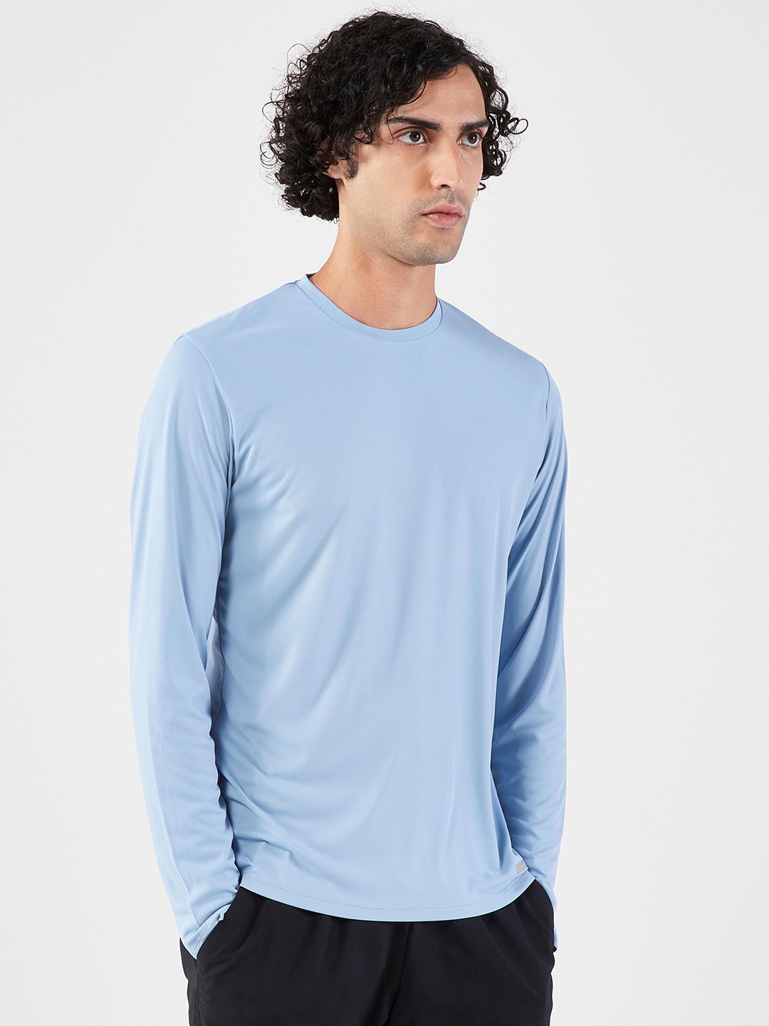 

KIPRUN By Decathlon Men Solid Round Neck T-shirt, Blue