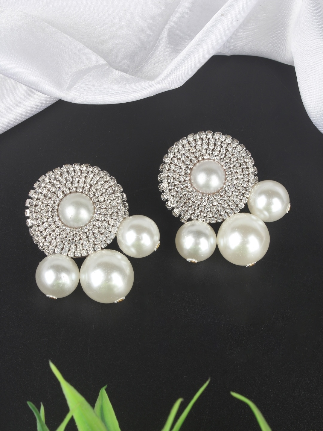 

KPOP Silver-Plated Contemporary Rhinestone Drop Earrings