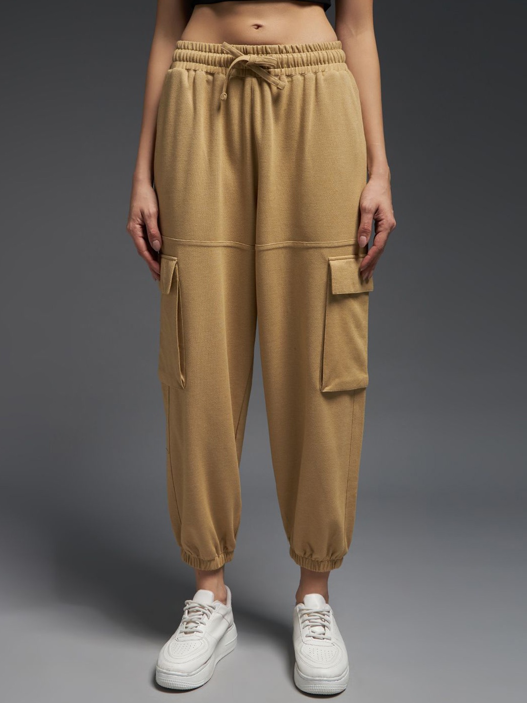 

MKH Women Cotton Mid-Rise Joggers, Beige