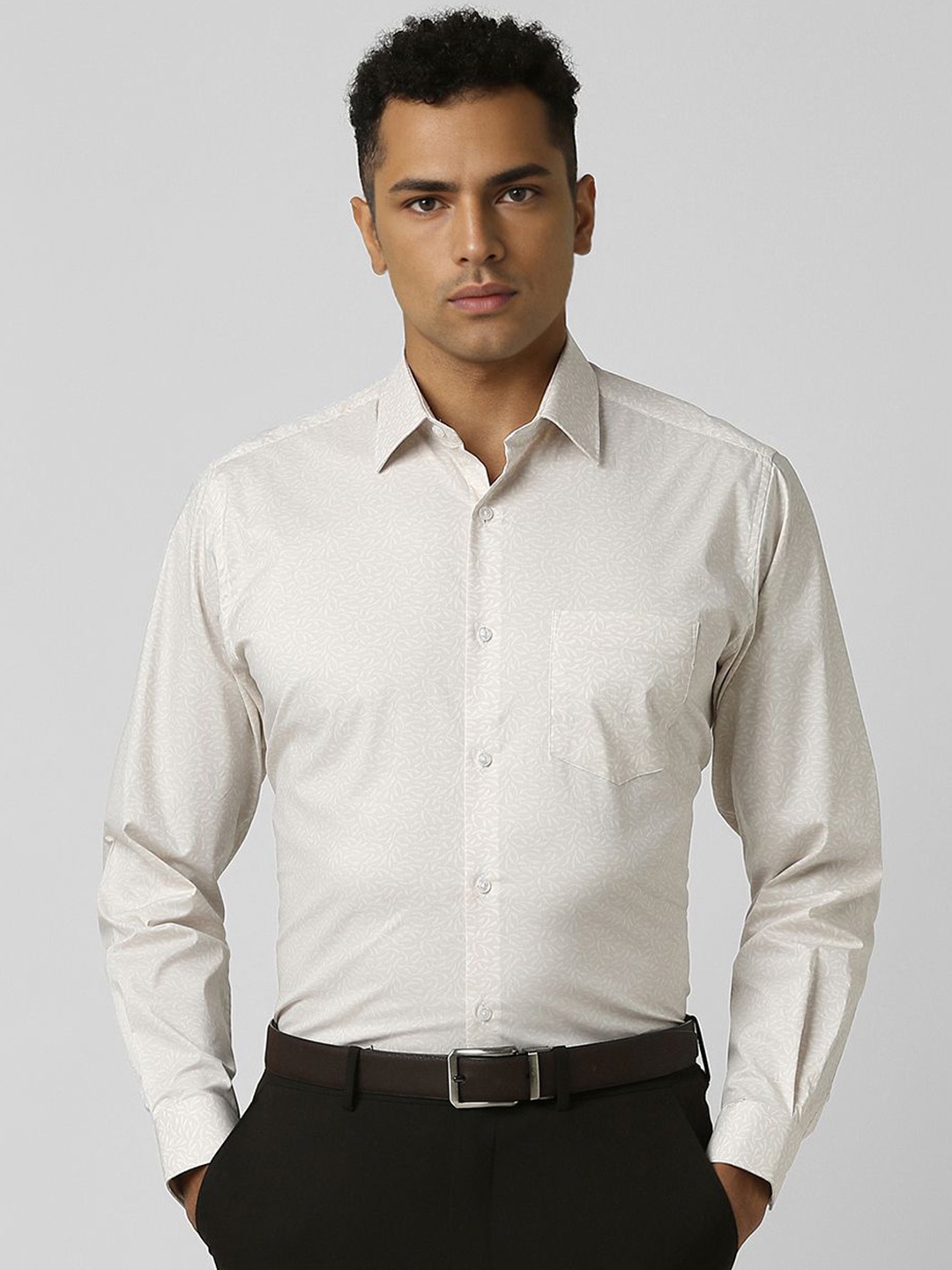 

Van Heusen Men Spread Collar Textured Cotton Slim Fit Formal Shirt, Cream