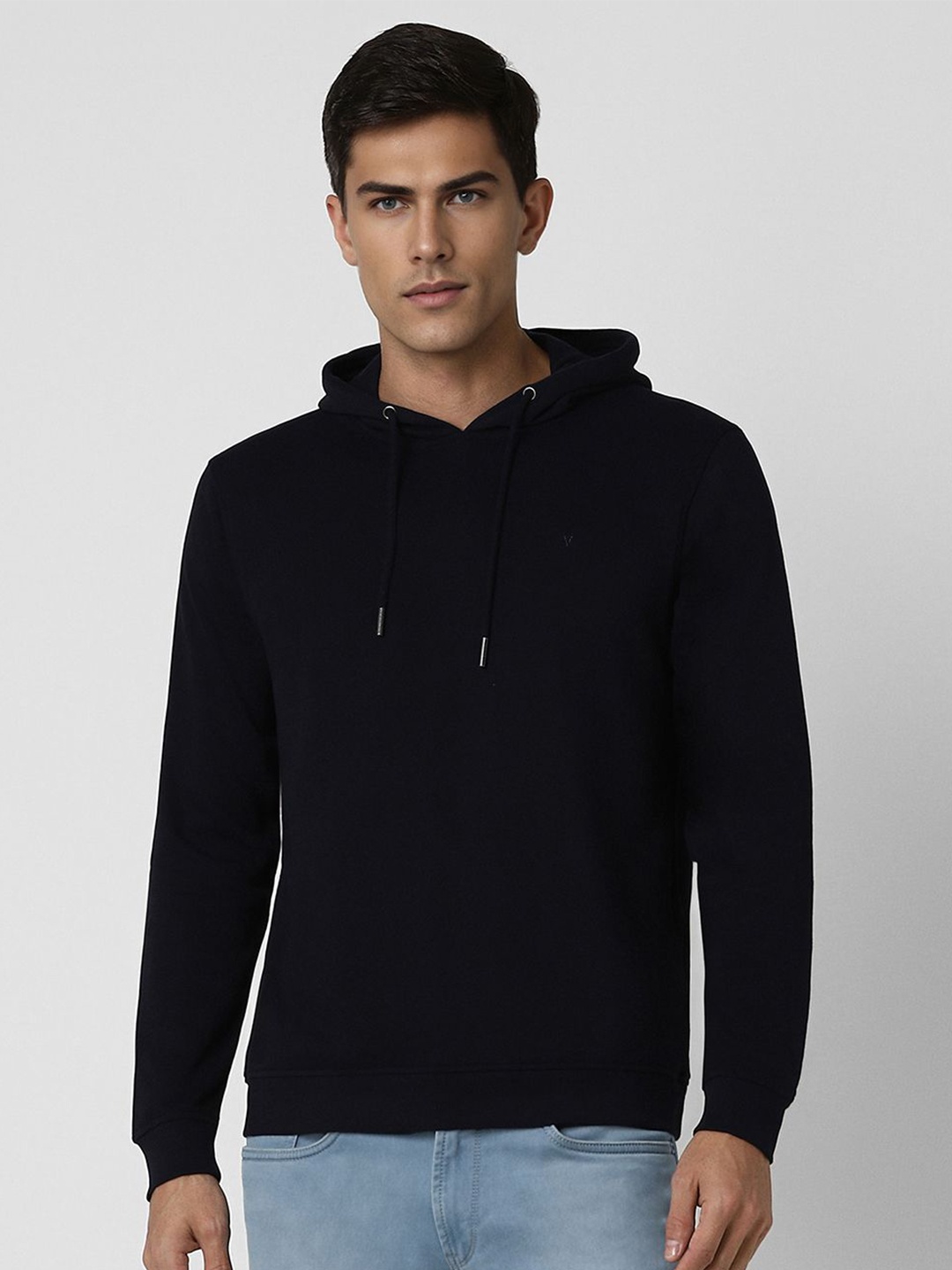 

Van Heusen Sport Men Solid Hooded Sweatshirt, Black