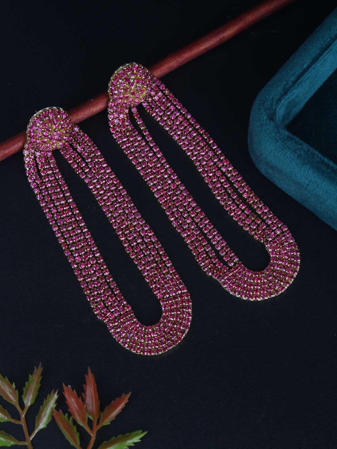 

KPOP Contemporary Drop Earrings, Gold