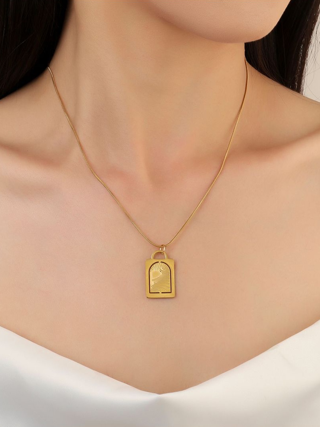 

SALTY Sunray Frame Square Pendant & Chain, Gold