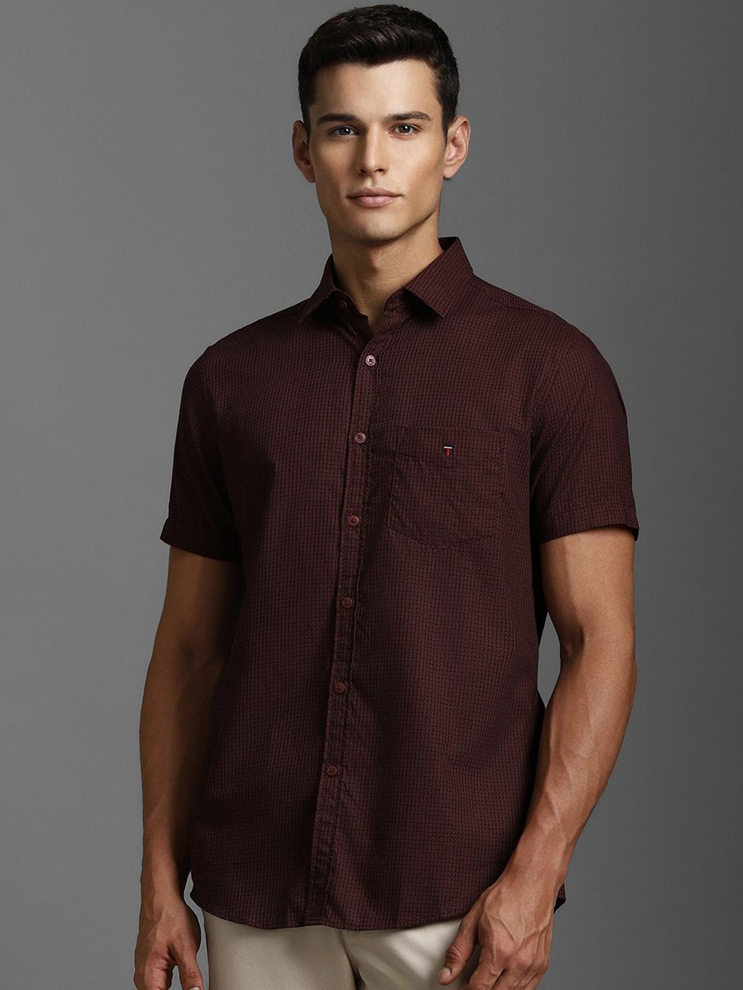 

Louis Philippe Sport Men Slim Fit Micro Ditsy Casual Pure Cotton Shirt, Maroon
