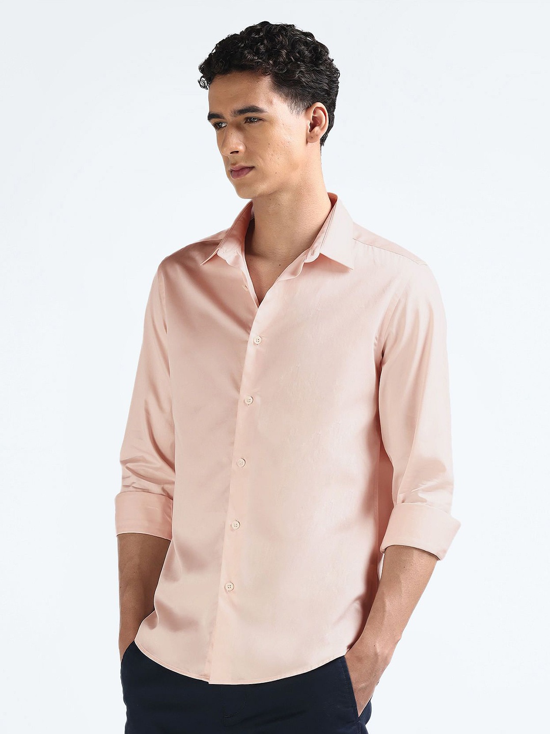 

Flying Machine Men Spread Collar Solid Cotton Slim Fit Casual Shirt, Pink