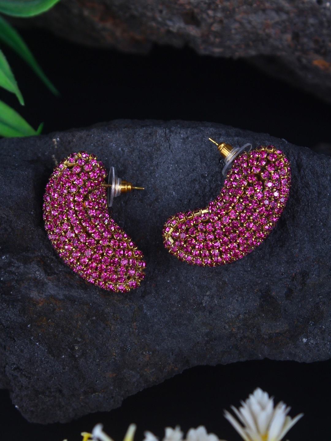 

KPOP Contemporary Studs Earrings, Gold