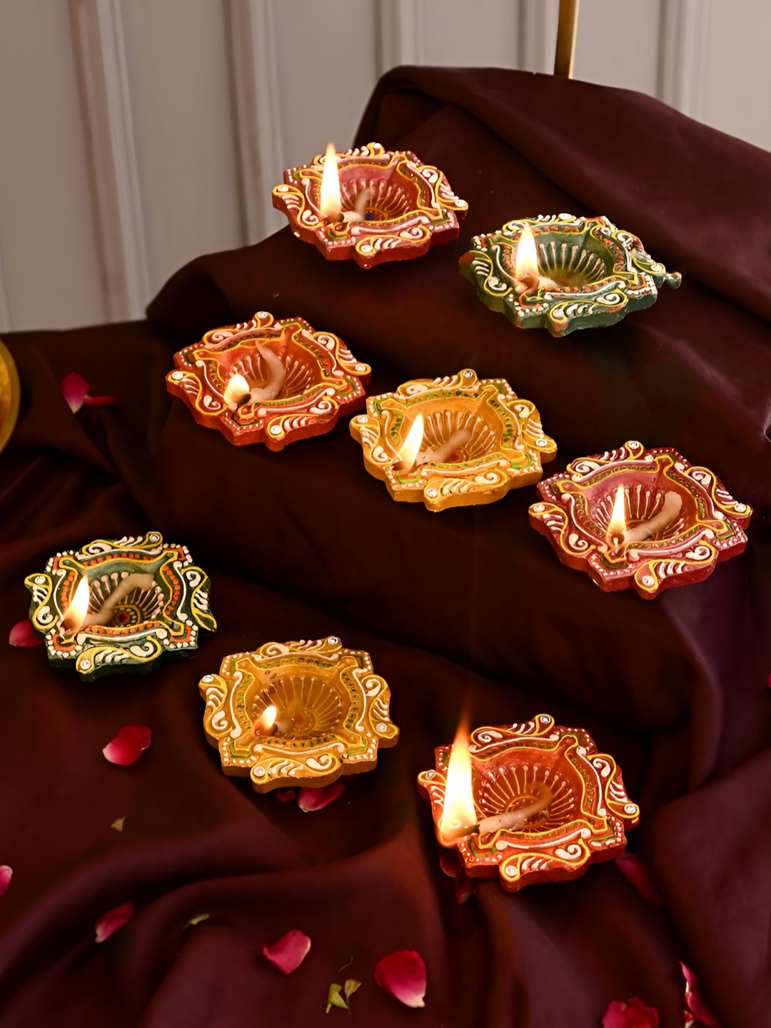 

Aura Yellow & Green 8 Pieces Floral Printed Terracotta Diyas