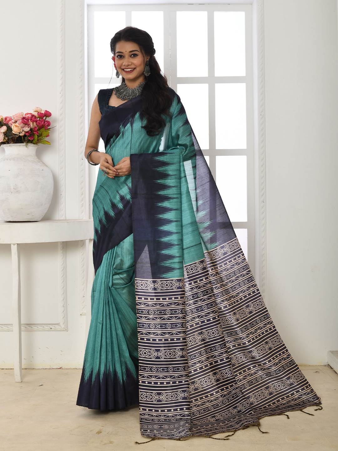 

AWRIYA Woven Design Ikat Saree, Turquoise blue