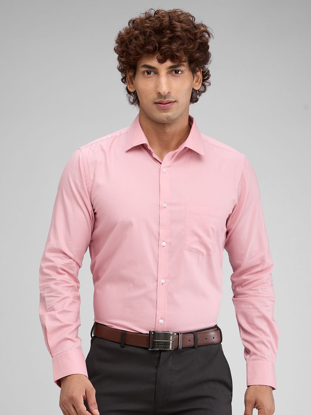 

Park Avenue Men Cutaway Collar Solid Cotton Slim Fit Formal Shirt, Pink