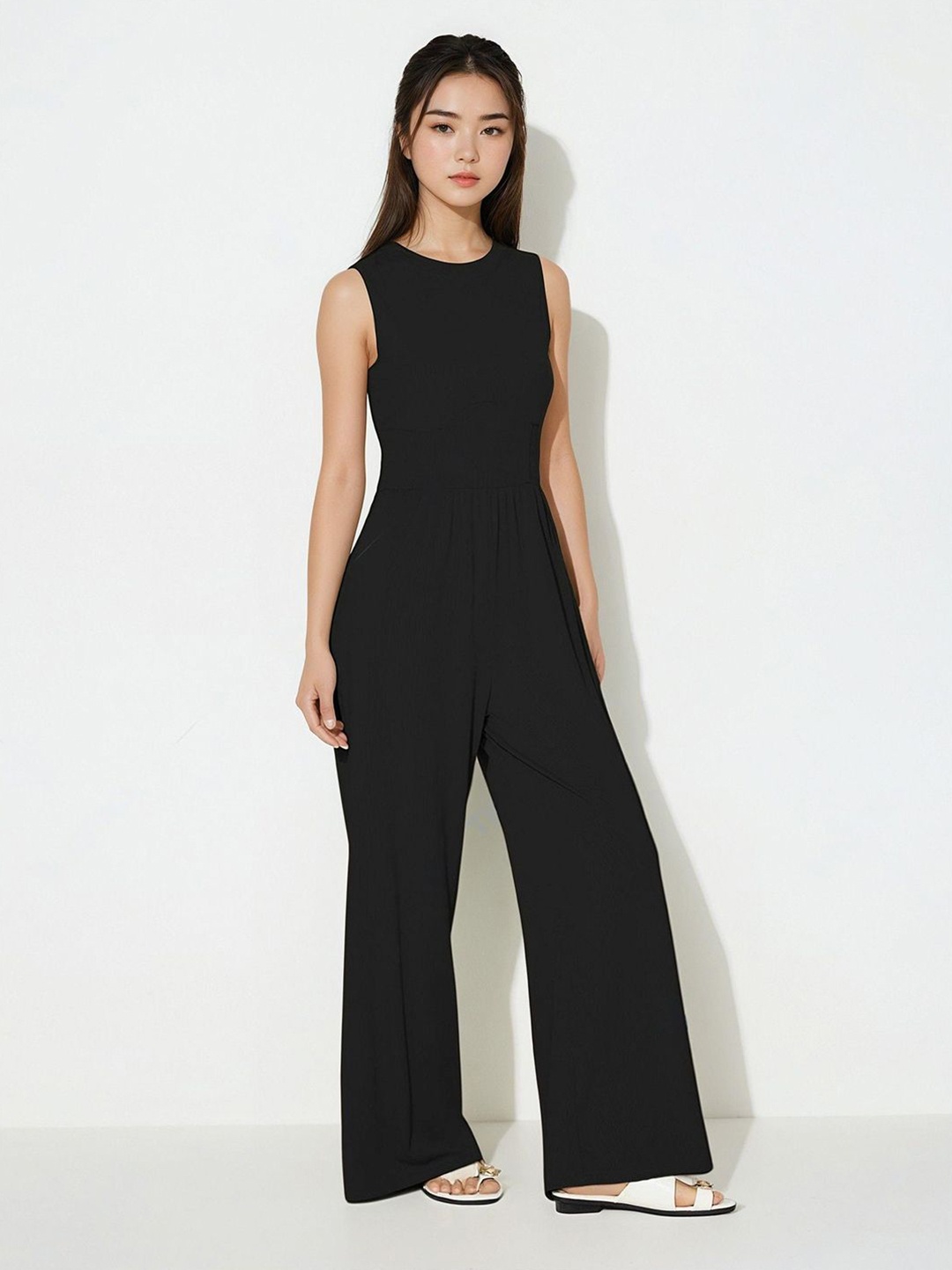 

Kotty Round Neck Sleeveless Basic Jumpsuit, Black