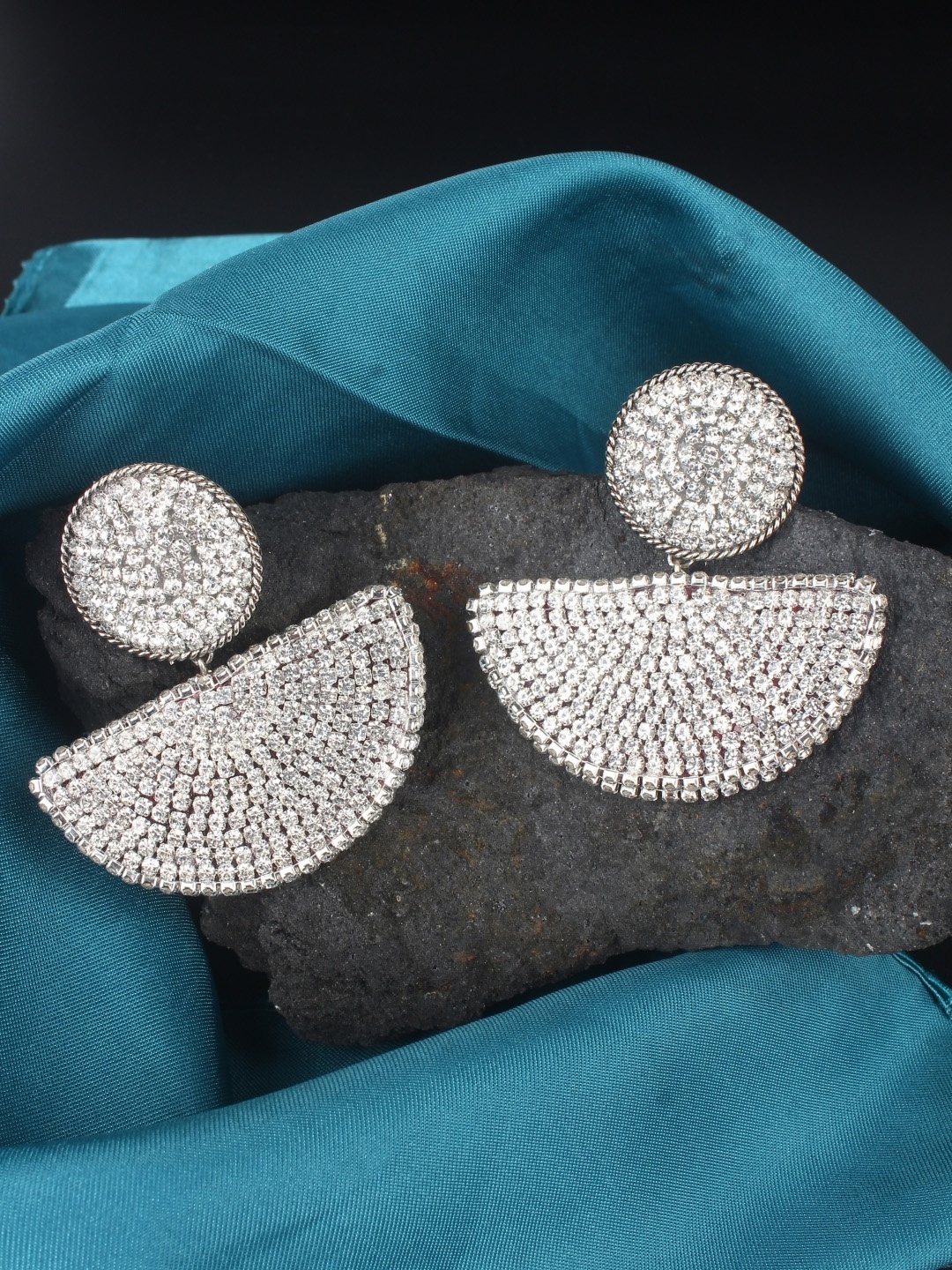 

KPOP Silver-Plated Contemporary Rhinestone Drop Earrings