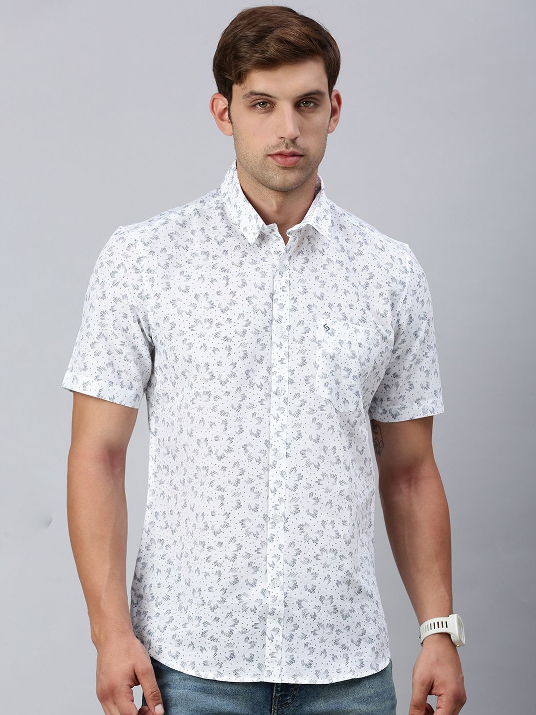 

Classic Polo Men India Slim Spread Collar Floral Printed Cotton Casual Shirt, White