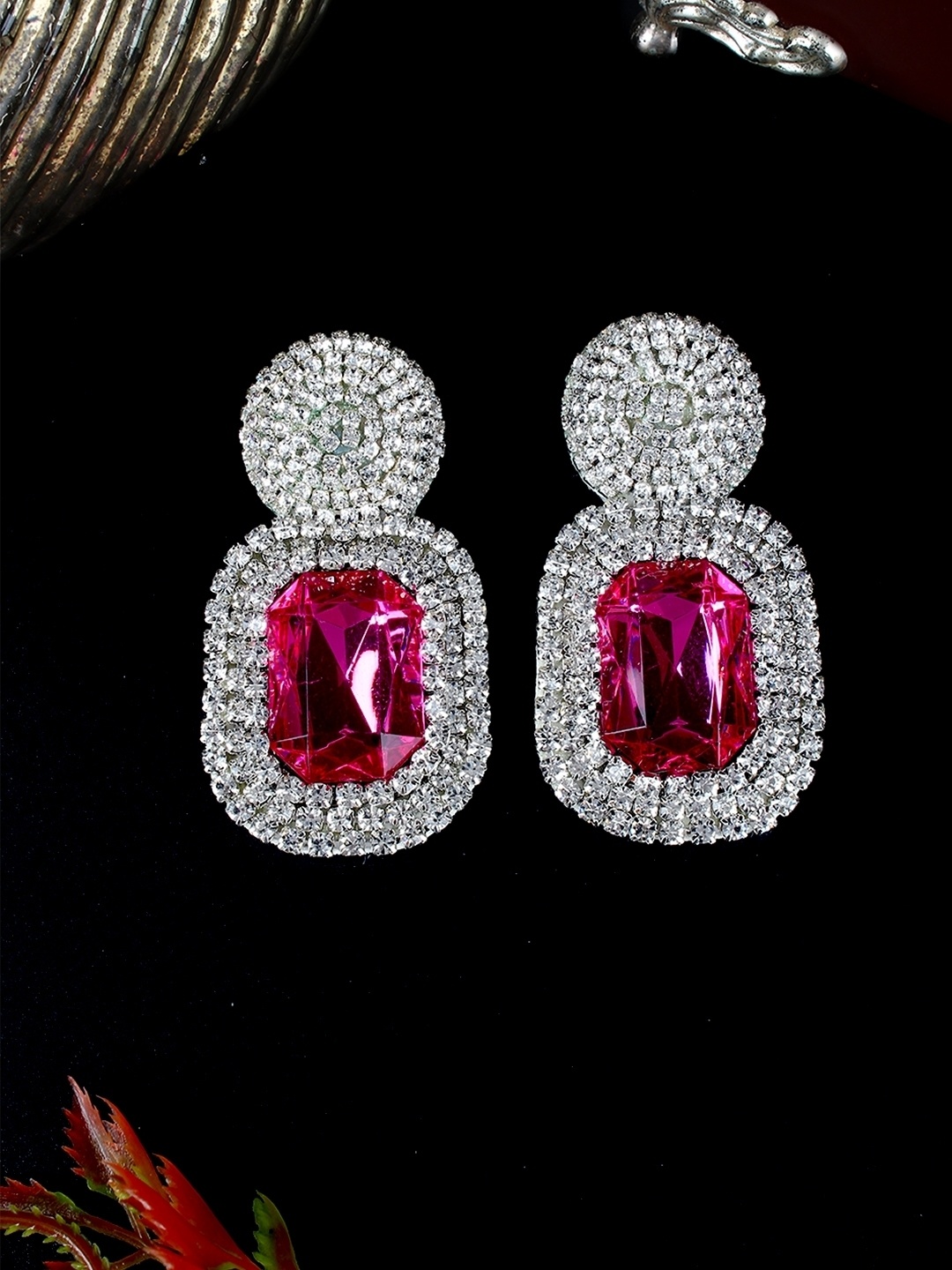 

KPOP Contemporary Studs Earrings, Silver