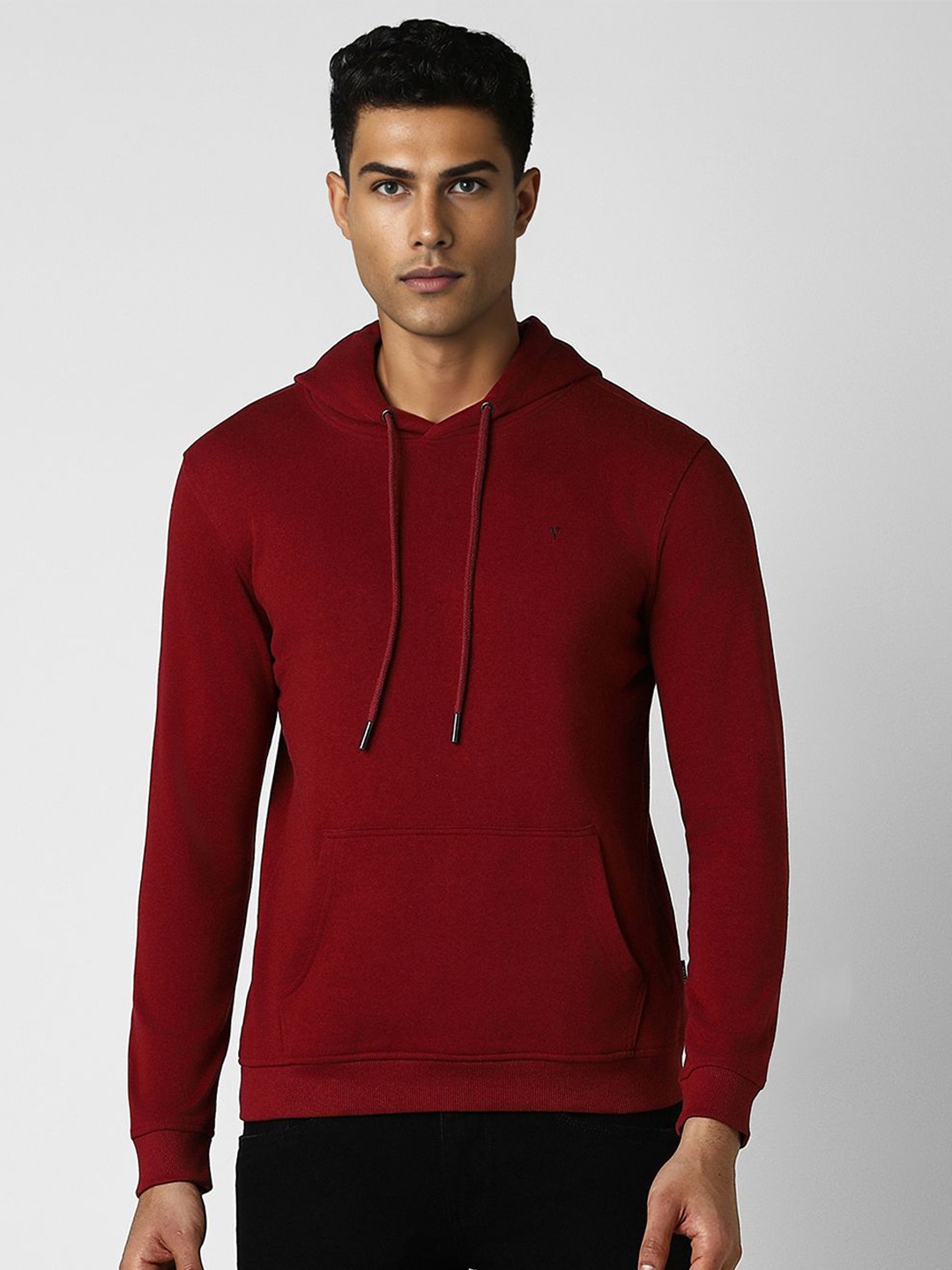 

Van Heusen Sport Men Solid Hooded Sweatshirt, Maroon