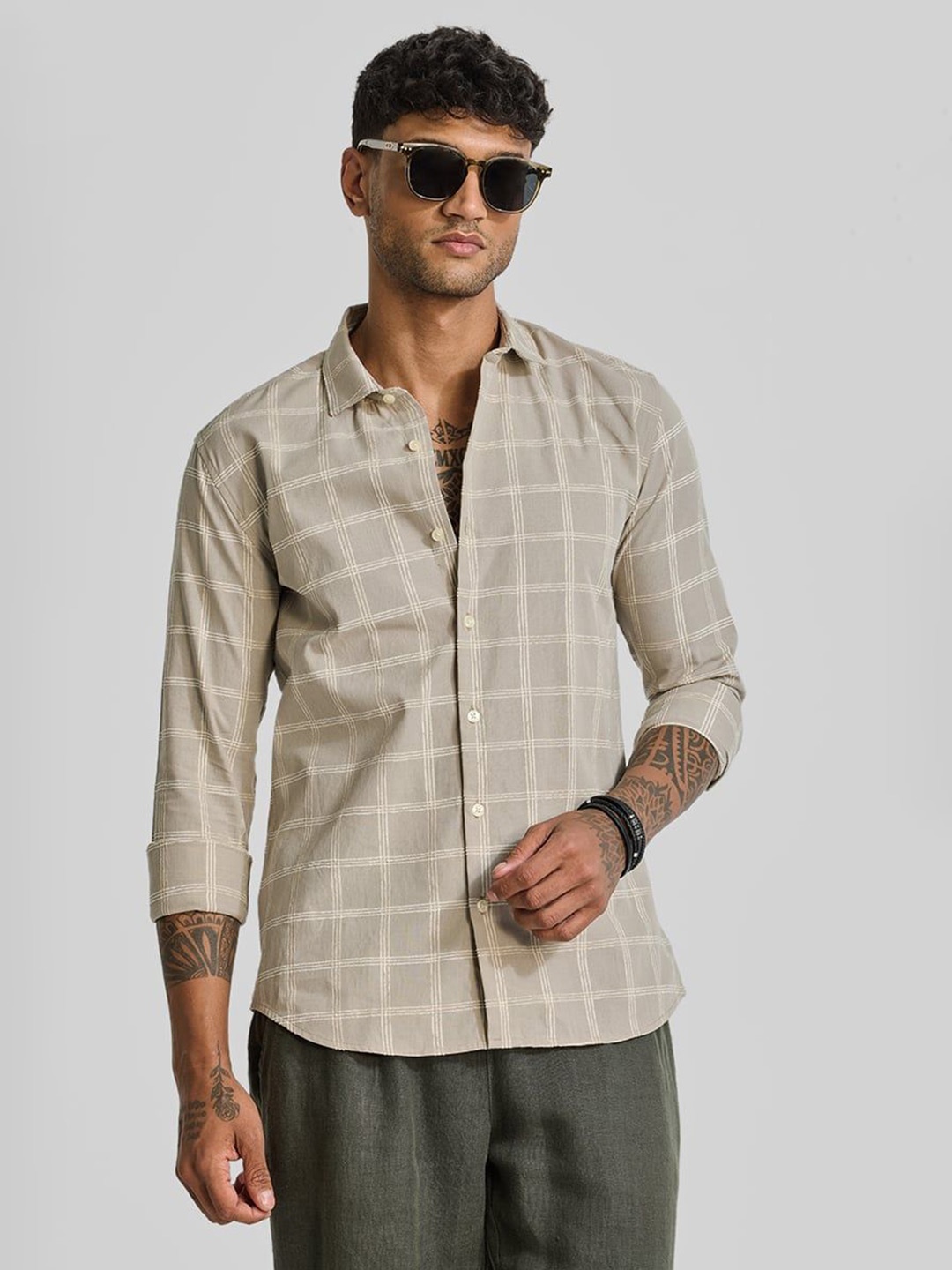 

Snitch Men Smart Spread Collar Tartan Checked Cotton Casual Shirt, Beige