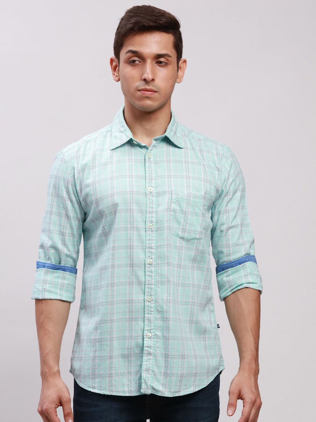 

Parx Men Cutaway Collar Tartan Checked Cotton Slim Fit Casual Shirt, Green