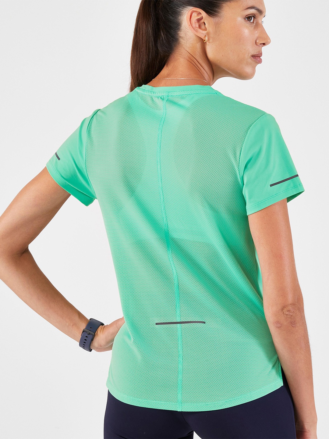 

KIPRUN By Decathlon Women Solid Round Neck T-shirt, Sea green