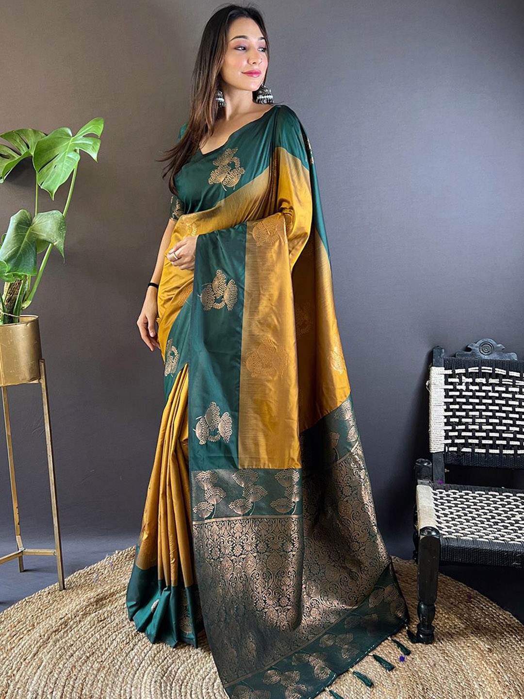 

SGF11 Pure Silk Woven Design Zari Kanjeevaram Saree, Mustard