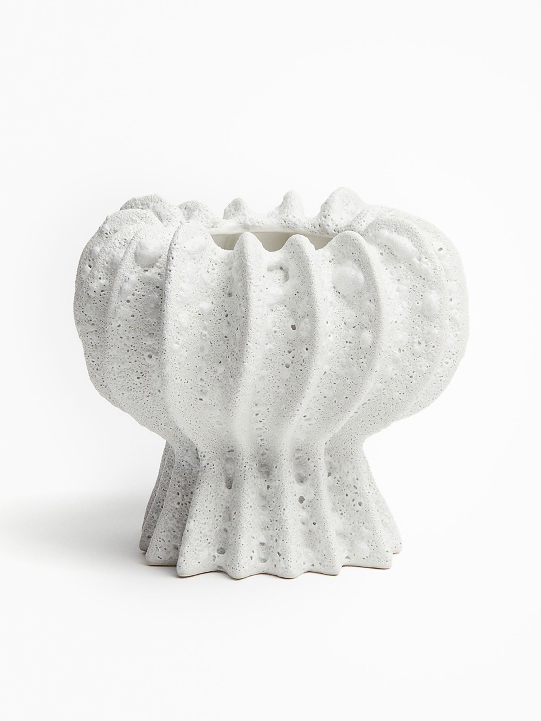 

H&M White Sculptural Stoneware Vase