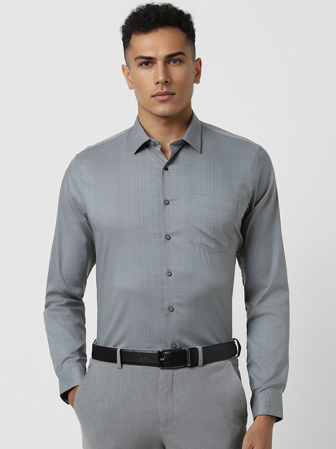 

Van Heusen Men Spread Collar Checked Cotton Slim Fit Formal Shirt, Grey