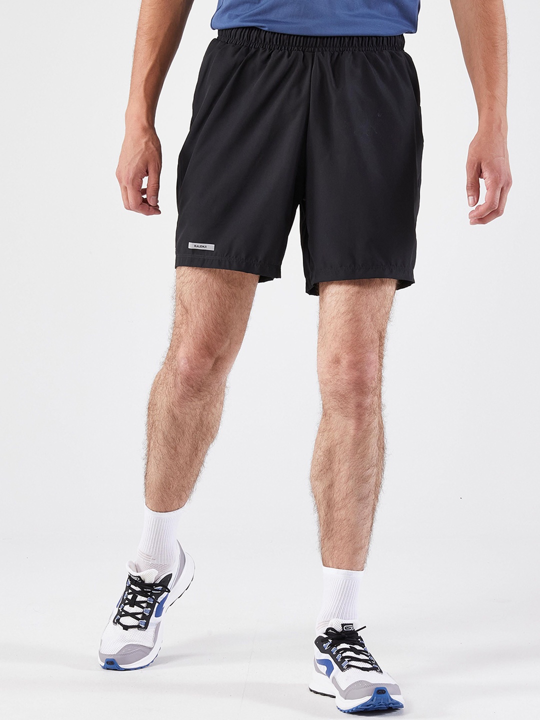 

Kalenji By Decathlon Men Solid Low-Rise Sports Shorts, Black