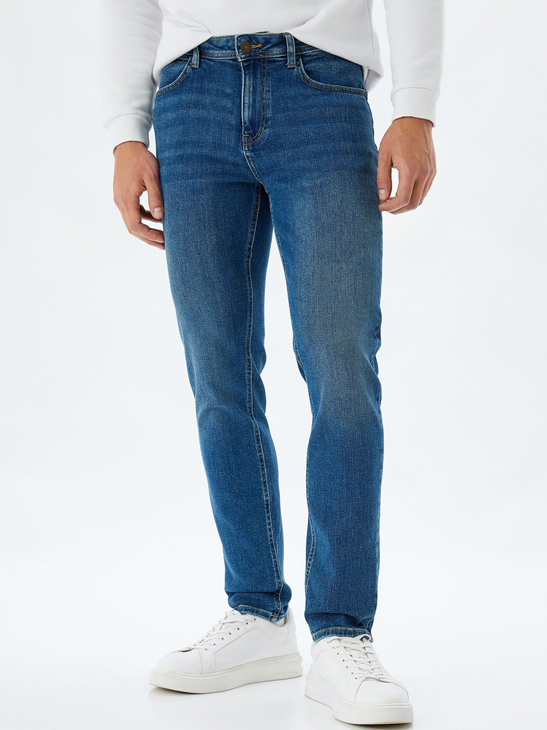 

Koton Men Mid-Rise Slim Fit Trousers, Navy blue