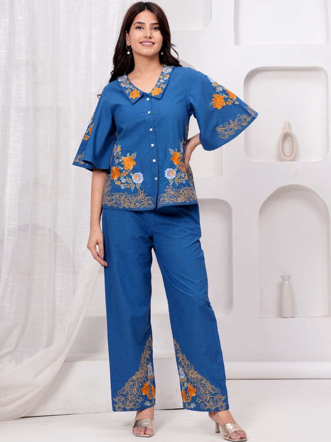 

Zolo Label Floral Embroidered Shirt Collar Top & Trousers, Blue