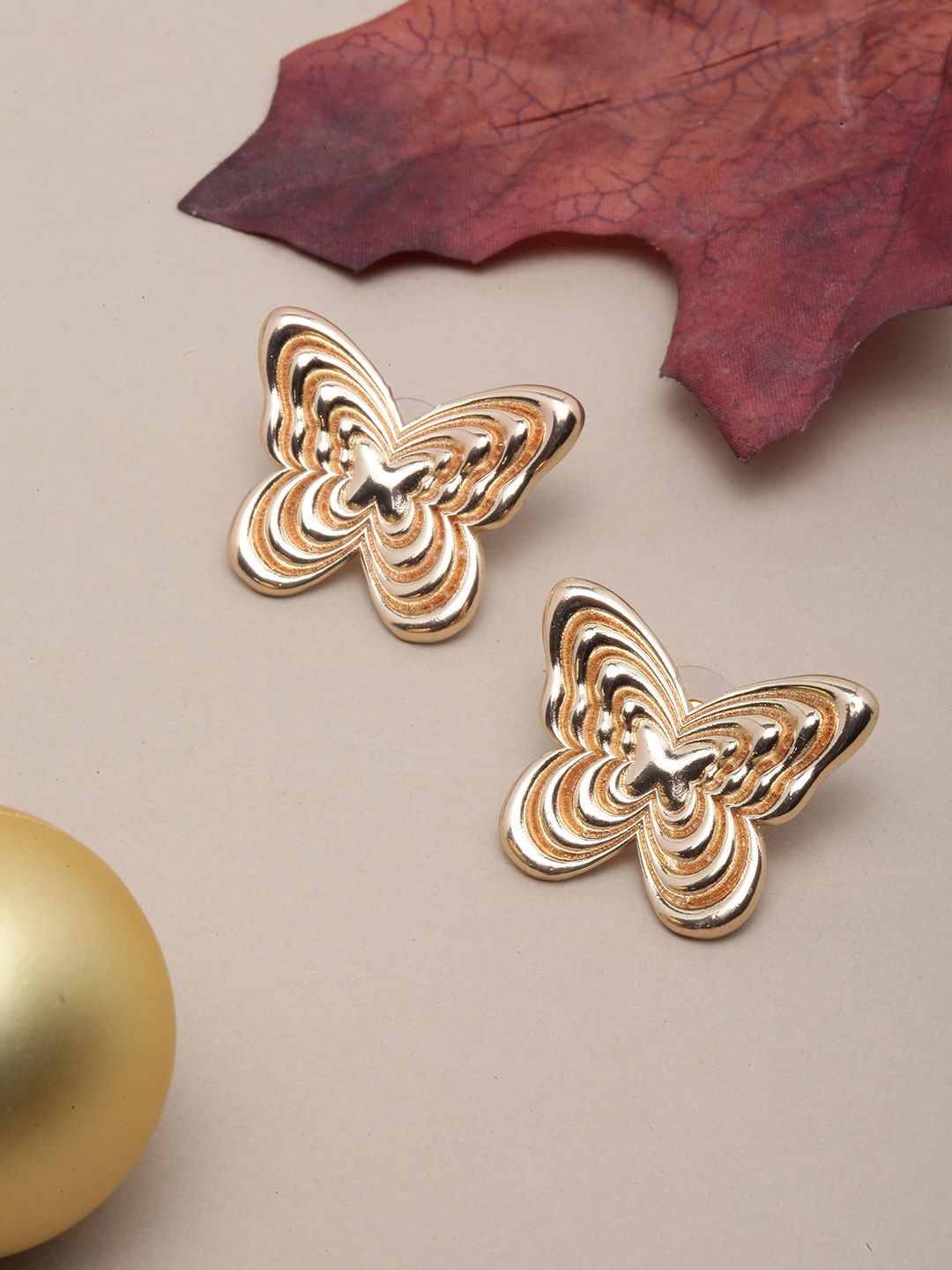 

KPOP Gold-Plated Contemporary Studded Earrings