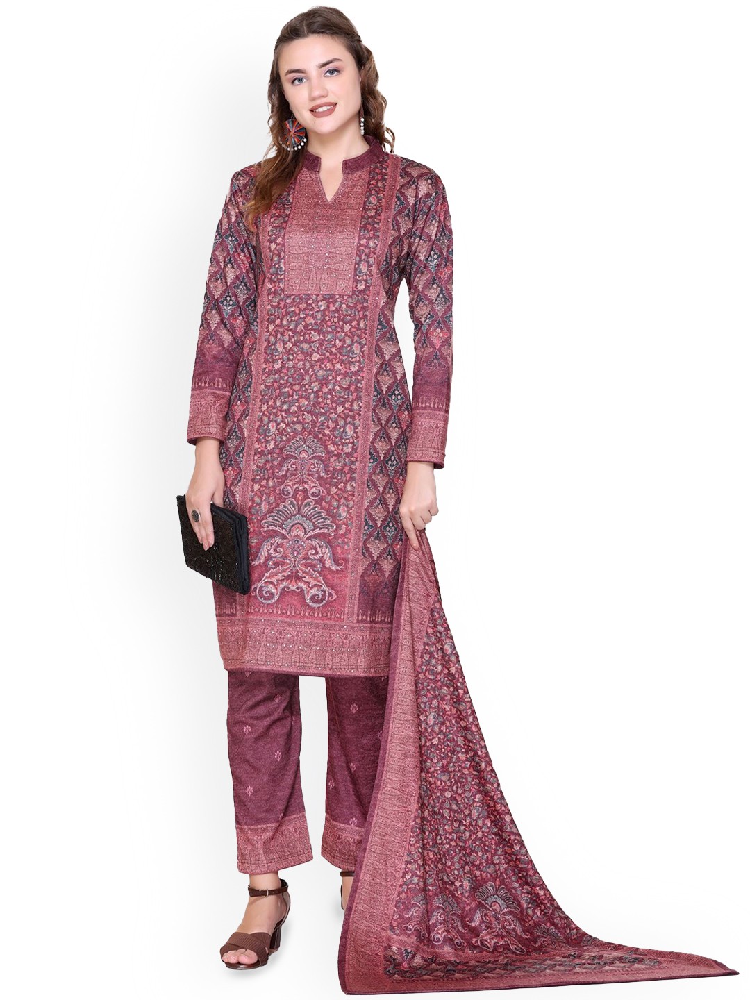 

Melvin Women Ethnic Motifs Printed Regular Kurta with Trousers & With Dupatta, Maroon