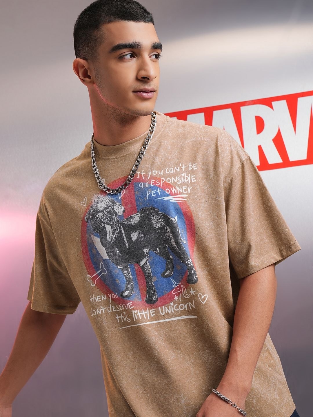

HIGHLANDER Marvel Men Deadpool Oversized Drop Shoulder Tshirt, Brown
