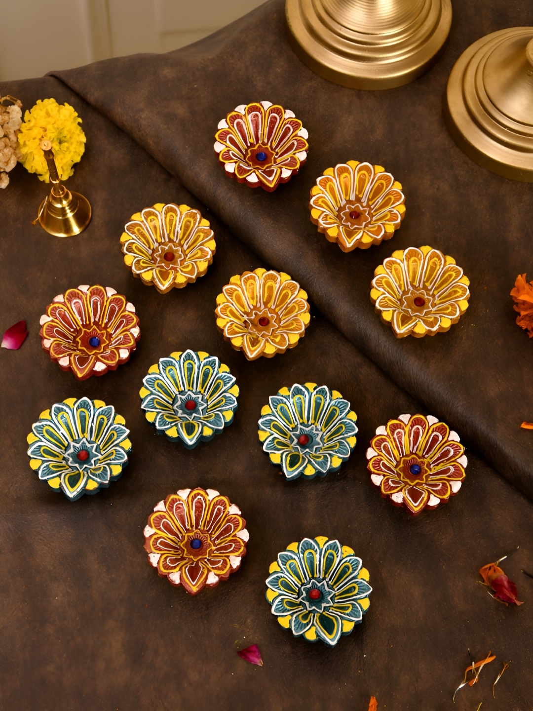 

Aapno Rajasthan Blue & Red 12 Pieces Floral Printed Terracotta Diyas