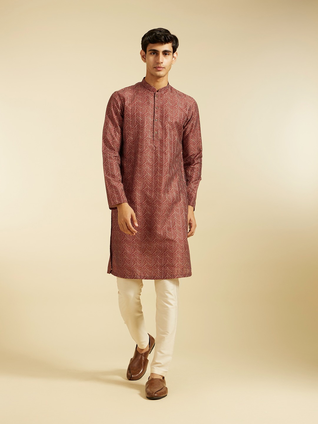 

Diwas by Manyavar Chevron Woven Design Mandarin Collar Straight Kurta, Brown