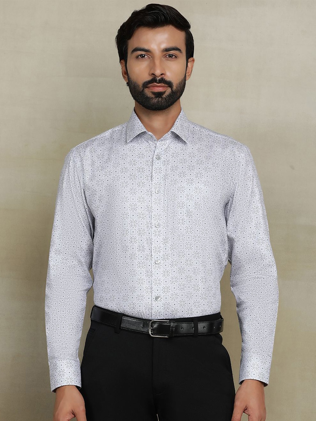 

JADE BLUE Men Cutaway Collar Ethnic Motifs Printed Cotton Formal Shirt, Grey
