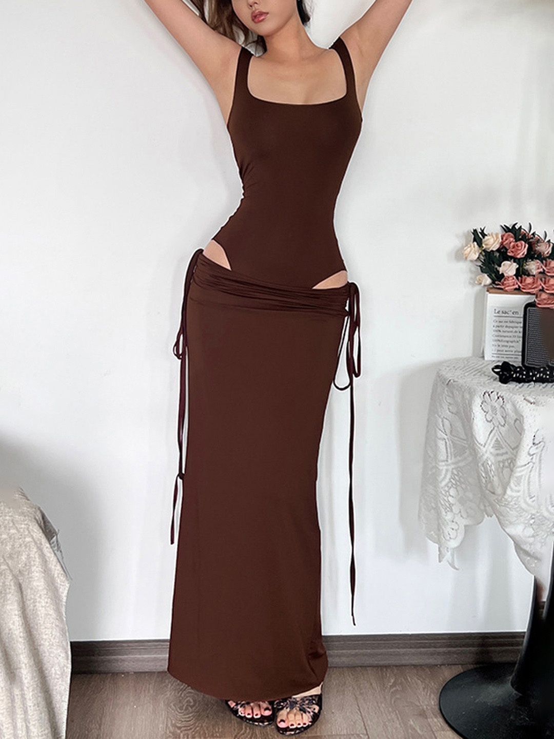 

LULU & SKY Women Shoulder Straps Bodysuit With Skirt Co-Ords, Brown
