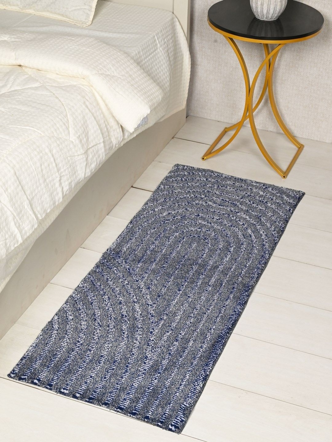 

Saral Home Blue & White Abstract Textured Floor Runner