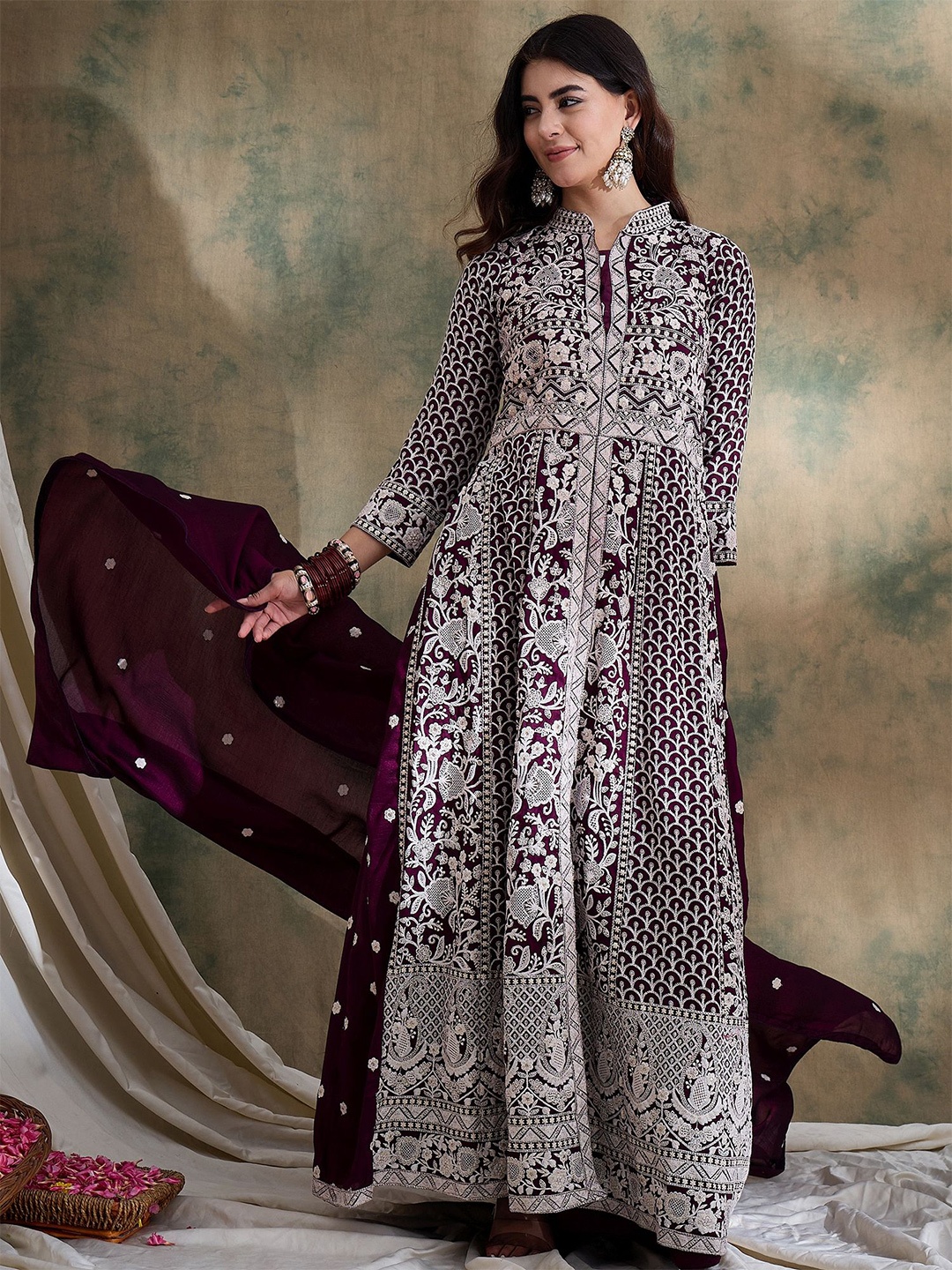 

Miss Ethnik Embroidered Kurta With Skirt & Dupatta, Purple