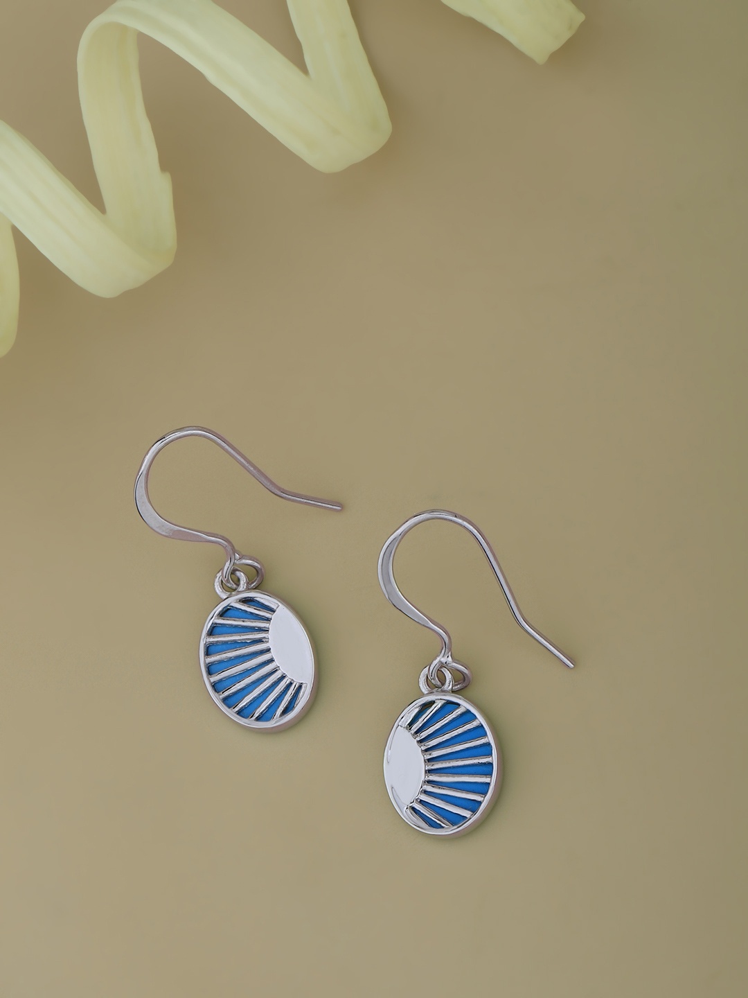 

Sangria Rhodium-Plated 925 Sterling Silver Contemporary Drop Earrings