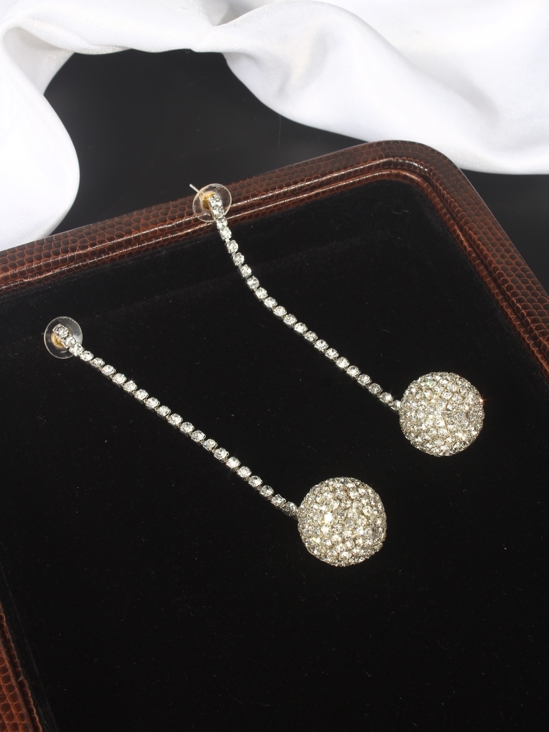 

KPOP Contemporary Drop Earrings, Silver