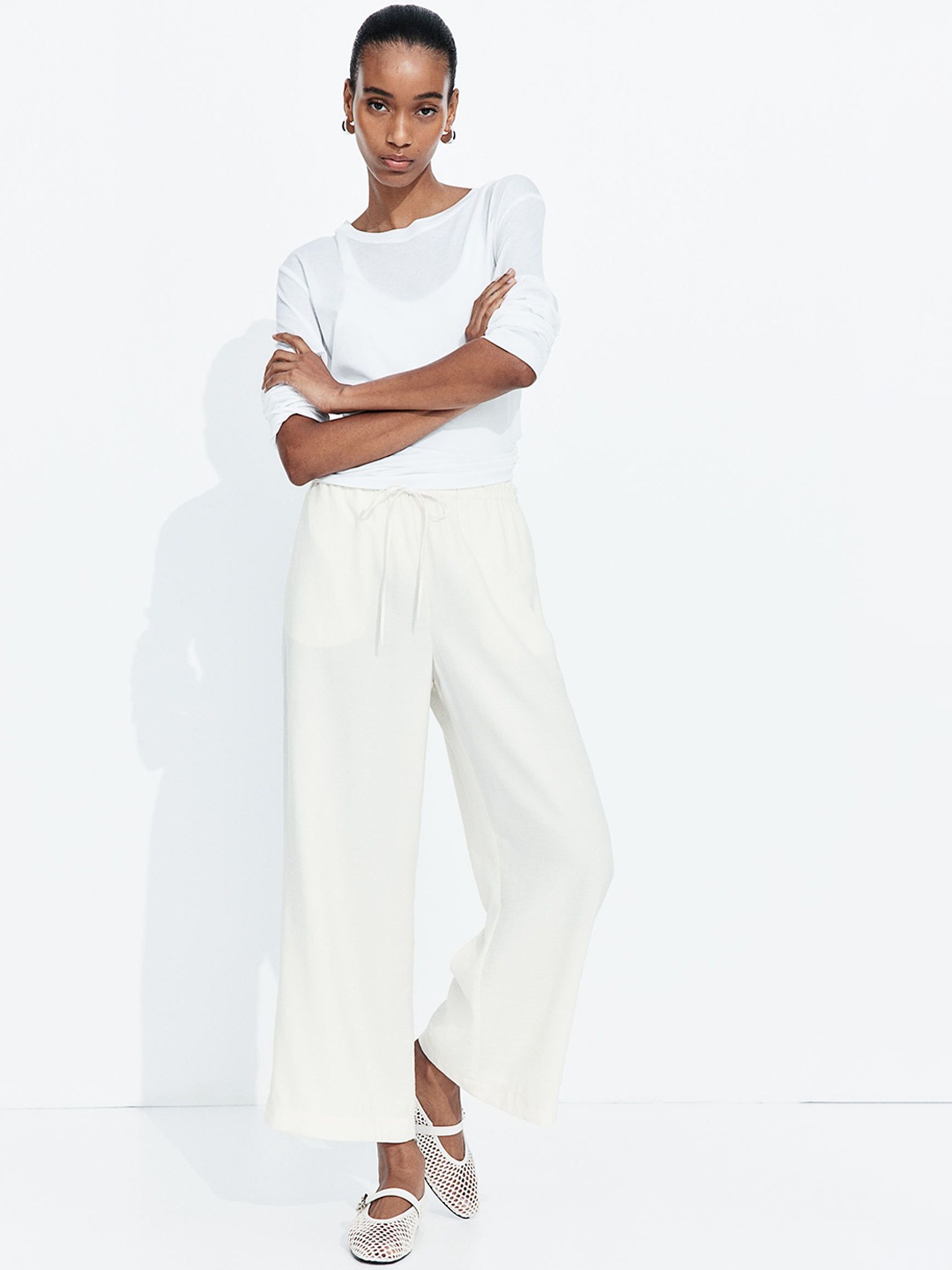 

H&M Women Straight Drawstring Trousers, White