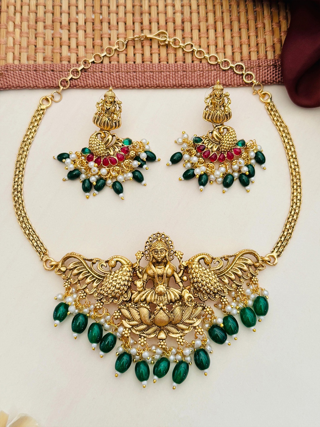 

ABDESIGNS Sophisticated Gold-Plated Kundan Studded & Beaded Lakshmi God Jewellery Set