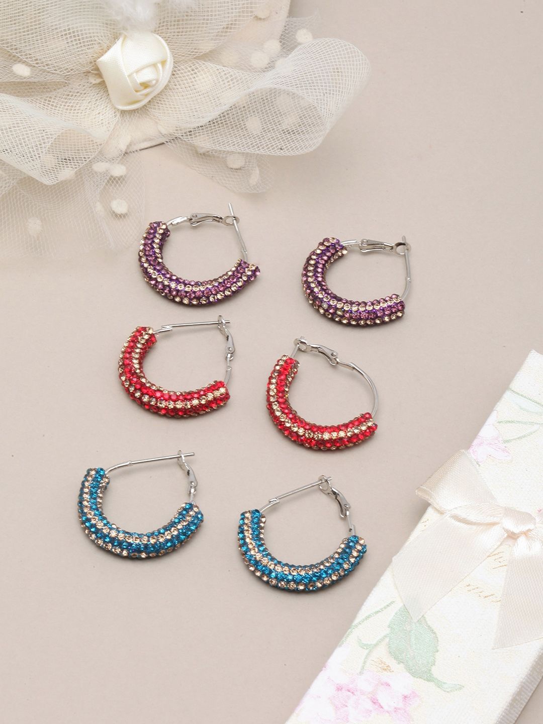 

KPOP Set Of 3 Gold-Plated Rhinestone Studded Hoop Earrings