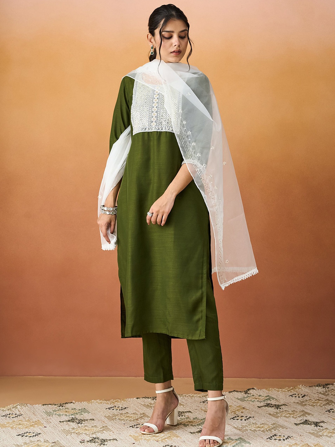 

KALINI Floral Yoke Design Sequinned Straight Kurta with Trousers & Dupatta, Green