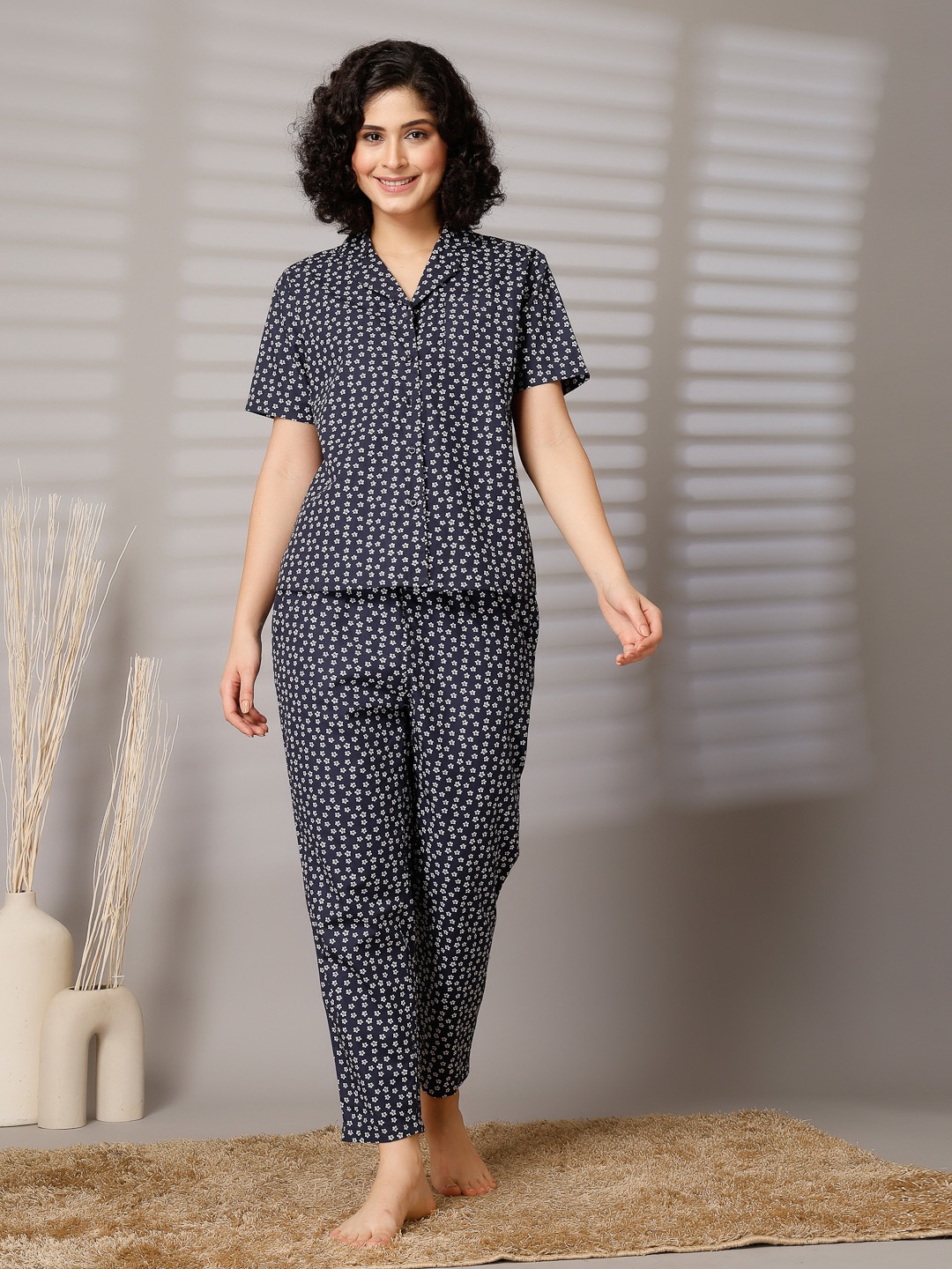 

ETC Women Floral Print Pure Cotton Night Suit, Navy blue