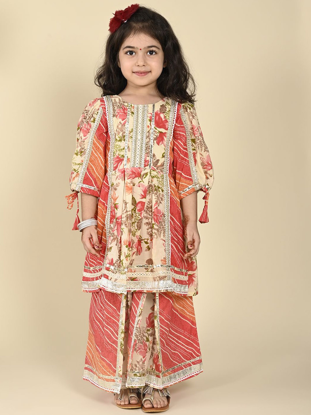 

LIL PITAARA Girls Floral Printed Round Neck Gotta Patti Pure Cotton A-Line Kurta & Sharara, Orange