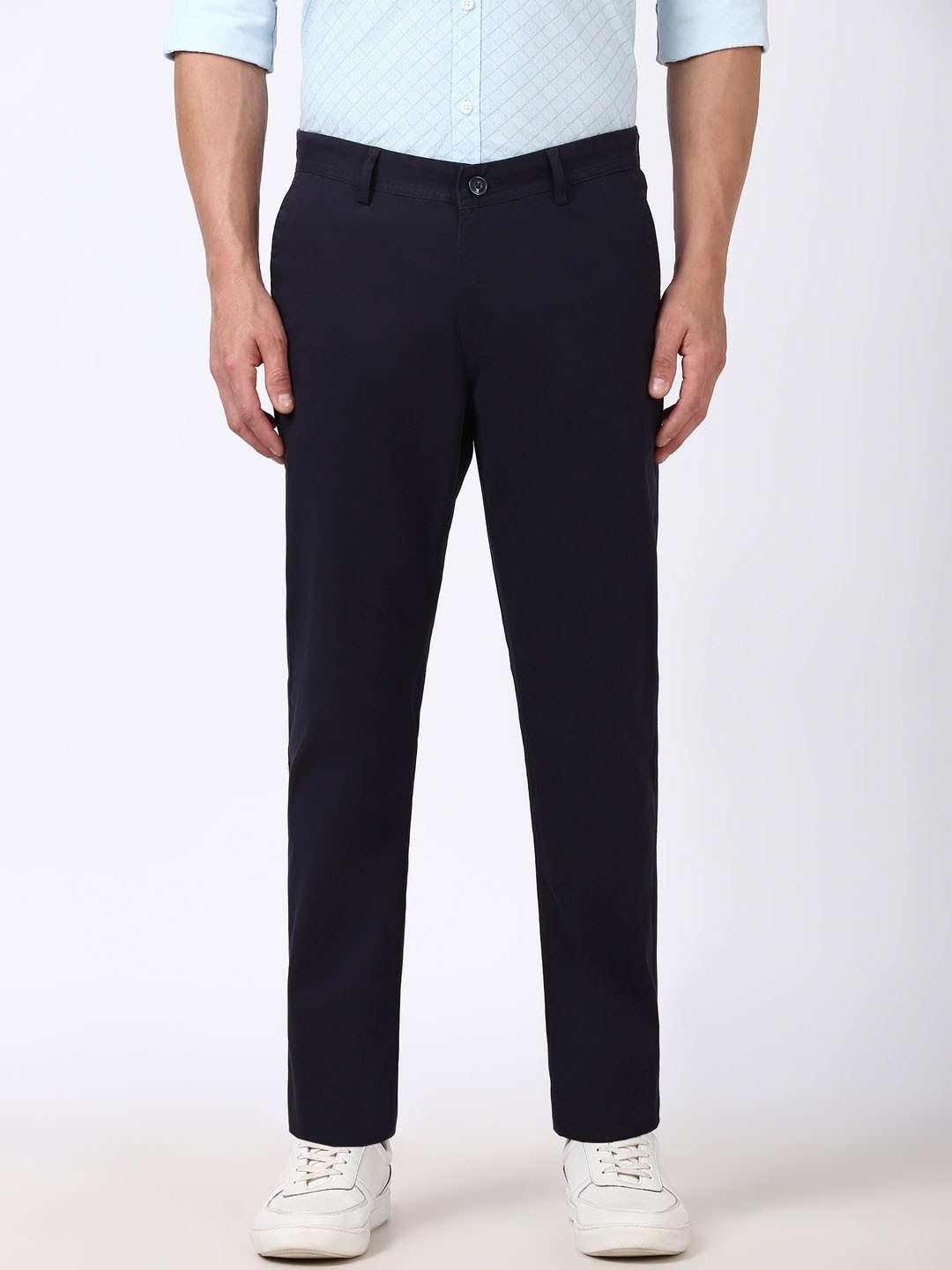 

Peter England Casuals Men Skinny Fit Solid Trousers, Black
