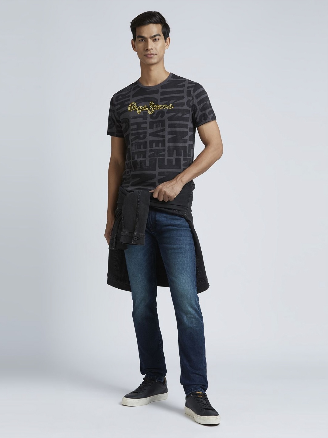 

Pepe Jeans Men Typography Printed Round Neck Pure Cotton T-shirt, Grey