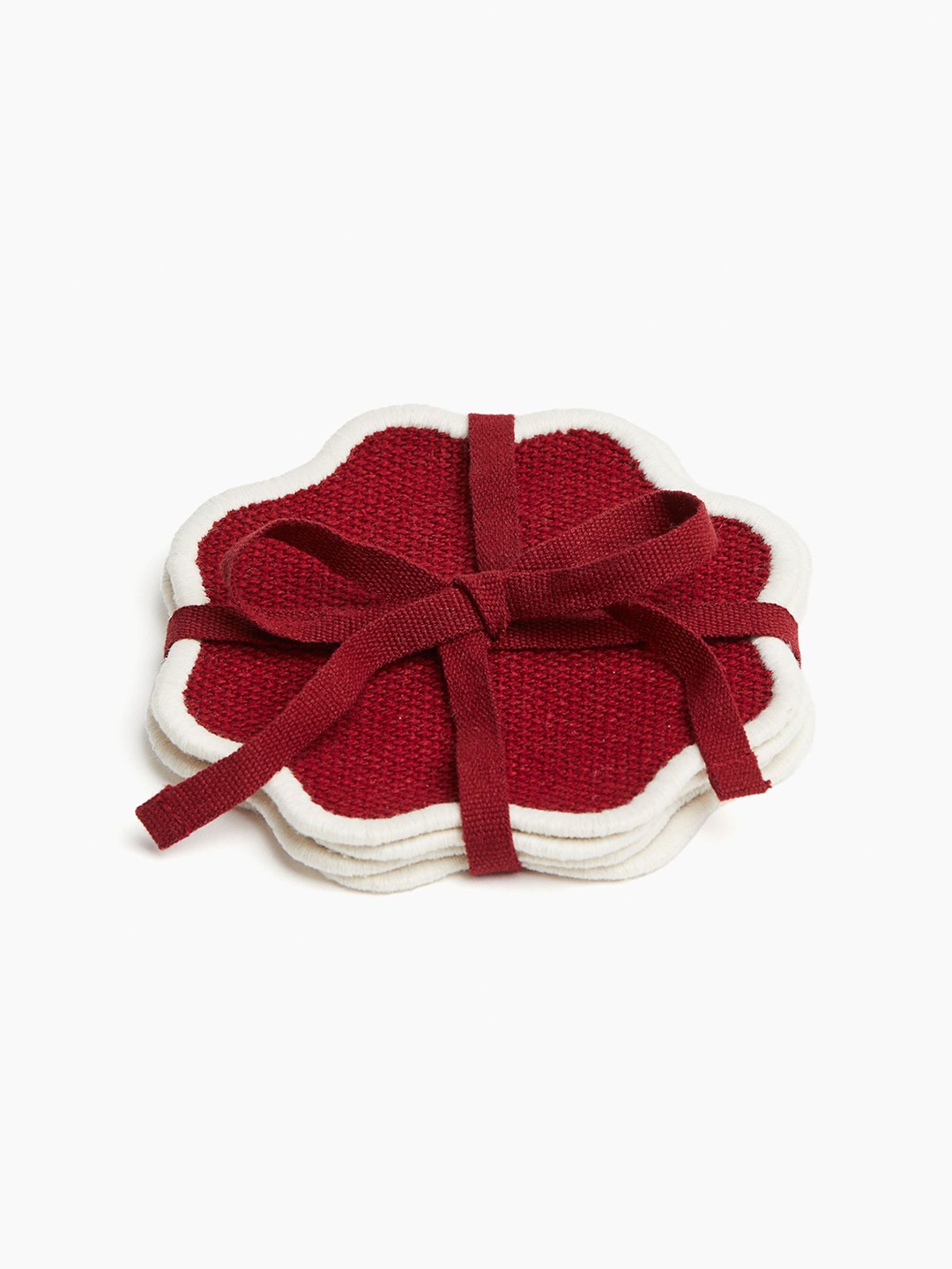 

H&M 4-Pack Scallop-Edged Coasters, Red